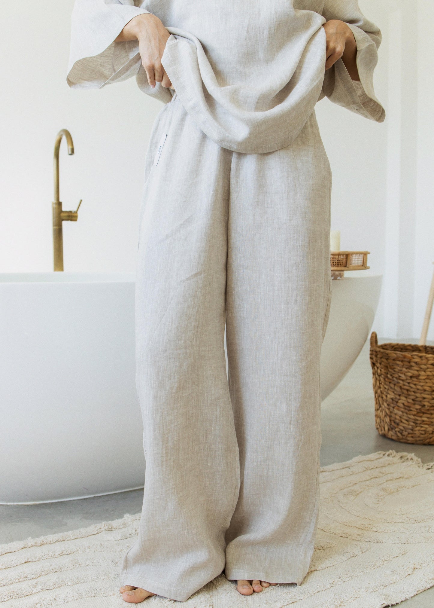 LIVING IN THIS SET///OATMEAL