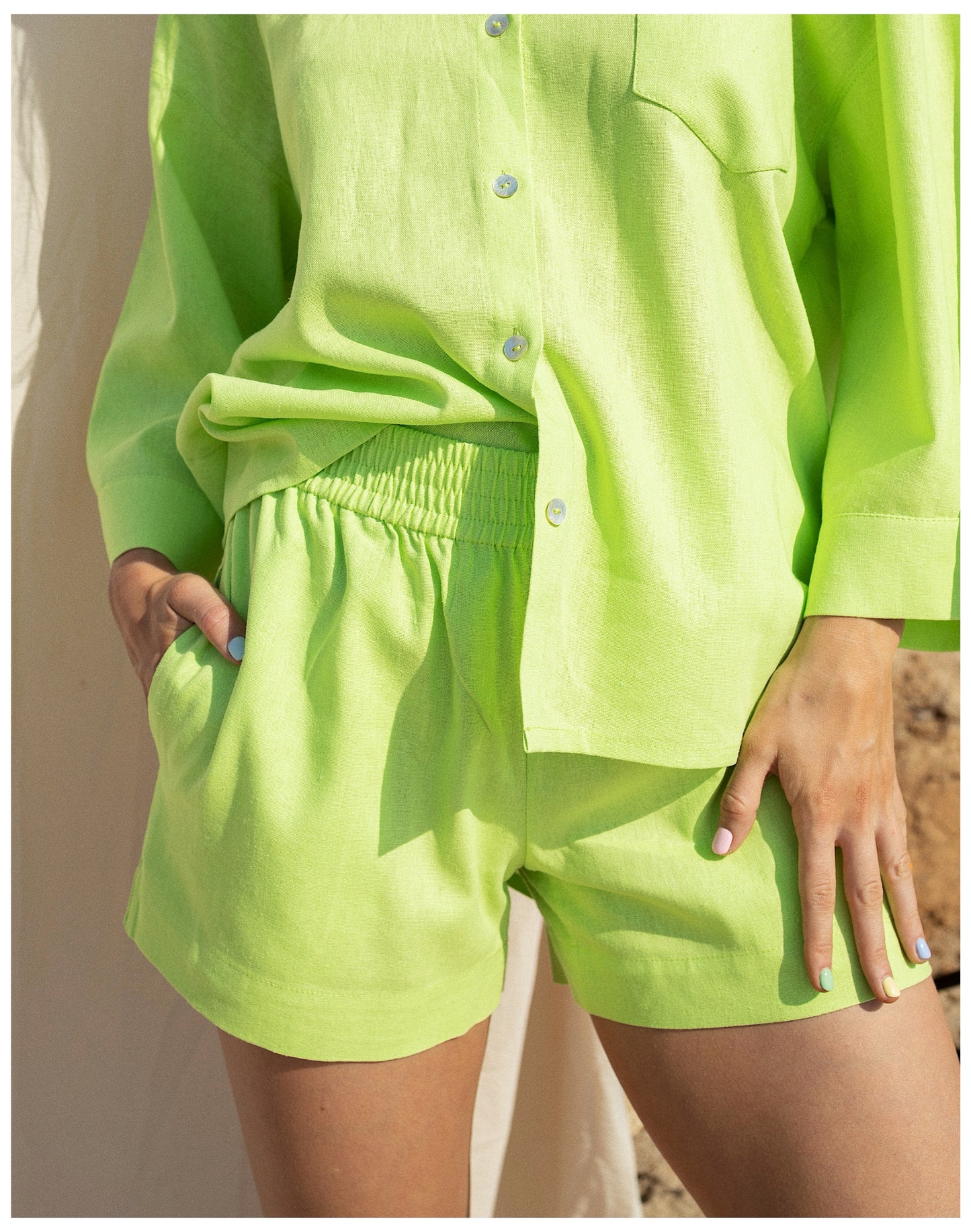 PULL ON SHORTS///BRIGHT GREEN