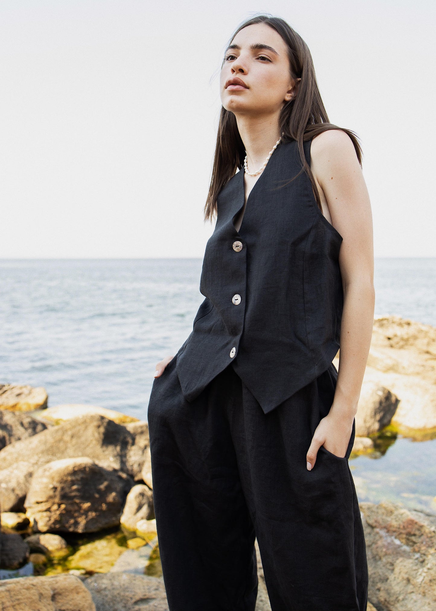 BUTTON FRONT VEST SET///BLACK